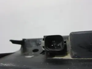 Foto de LUZ CENTRAL DE FRENO FORD FOCUS BERLINA (CAP) 1.8 TDCi Turbodiesel CAT (116 CV / 85 KW) referencia 3M5113A613AA foto 3