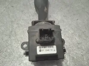 Foto de MANDO INTERMITENTES BMW SERIE X5 (E53) 3.0 Turbodiesel CAT (218 CV / 160 KW) referencia 8363668 foto 3