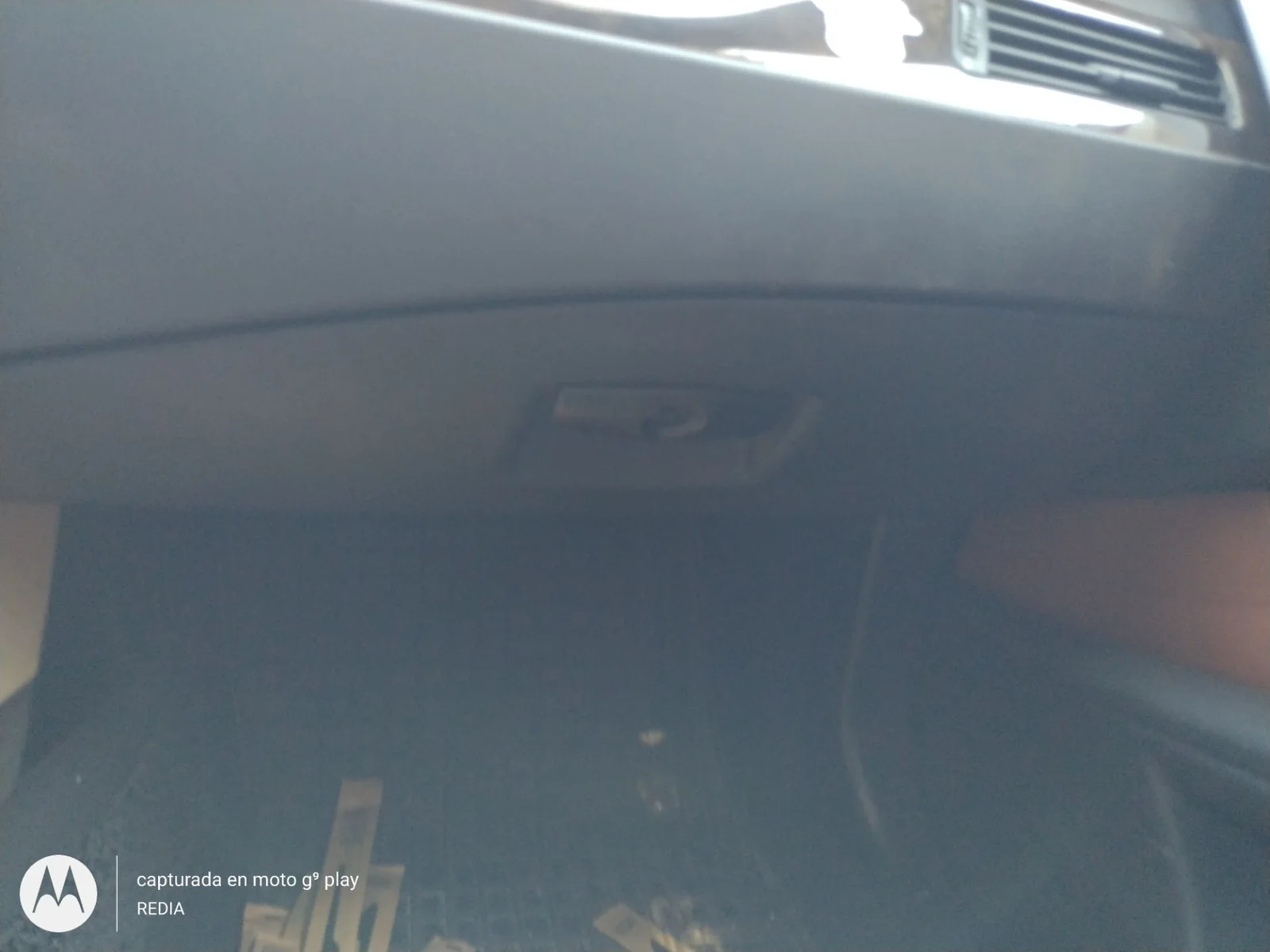 Foto de GUANTERA BMW SERIE 5 BERLINA (E60) 3.0 Turbodiesel CAT (218 CV / 160 KW)
