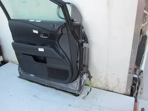 Foto de PUERTA DELANTERA IZQUIERDA LEXUS RX (GGL1/GYL1) 3.5 V6 24V CAT (249 CV / 183 KW) foto 10