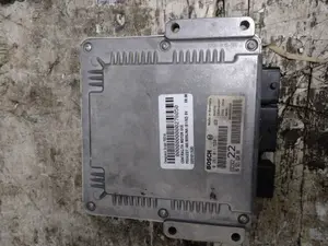 Foto de CENTRALITA MOTOR UCE PEUGEOT 406 BERLINA (S1/S2) referencia 0281011520 foto 3