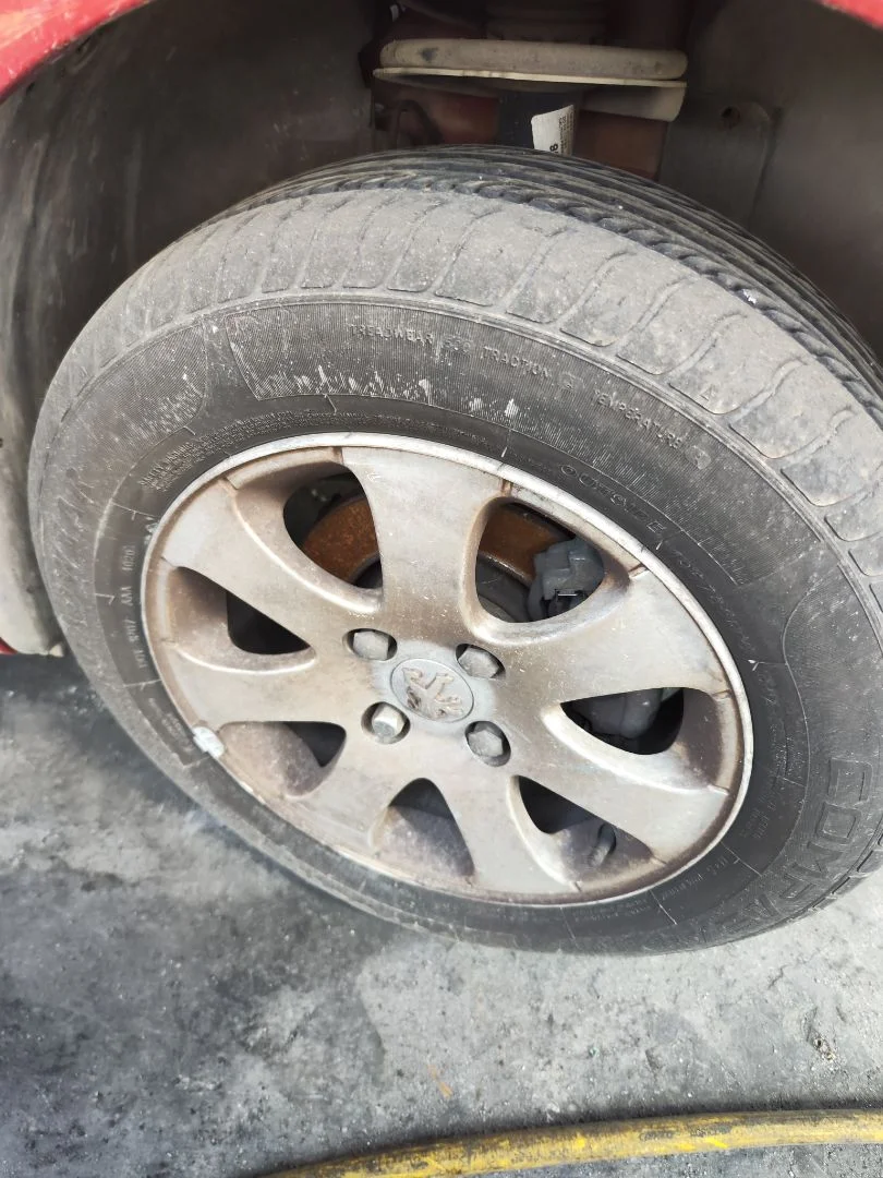 Foto de LLANTA PEUGEOT 307 (S1)(04.2001) 1.6 16V CAT (109 CV / 80 KW) referencia 5401J2