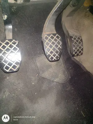 Foto de PEDAL FRENO AUDI A6 BERLINA (4B2) 1.9 TDI (131 CV / 96 KW)