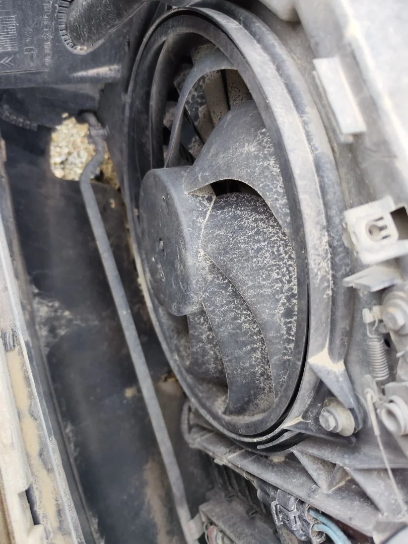 Foto de ELECTROVENTILADOR CITROEN C5 BERLINA 2.0 HDi (109 CV / 80 KW)