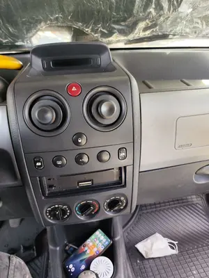 Foto de CONSOLA CENTRAL CITROEN BERLINGO 2.0 HDi CAT (RHY / DW10TD) (90 CV / 66 KW)
