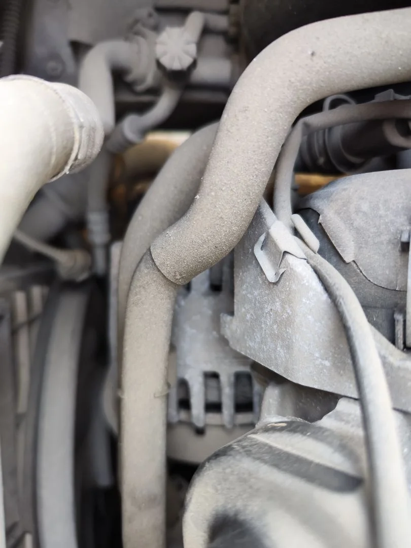 Foto de ALTERNADOR SKODA YETI (5L)(2009) 2.0 TDI (110 CV / 81 KW)