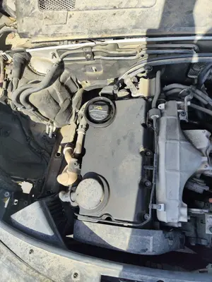 Foto de MOTOR COMPLETO AUDI A6 BERLINA (4F2) 2.0 TDI (140 CV / 103 KW)