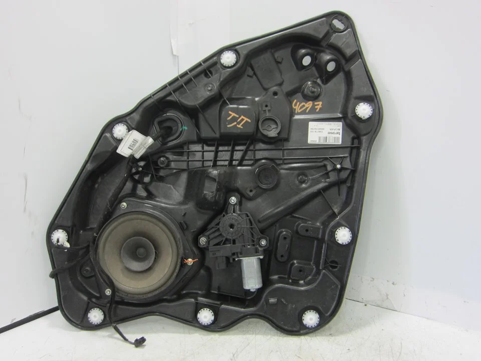 Foto de ELEVALUNAS TRASERO IZQUIERDO FIAT 500X (334) 1.0 CAT (120 CV / 88 KW) referencia C48778103