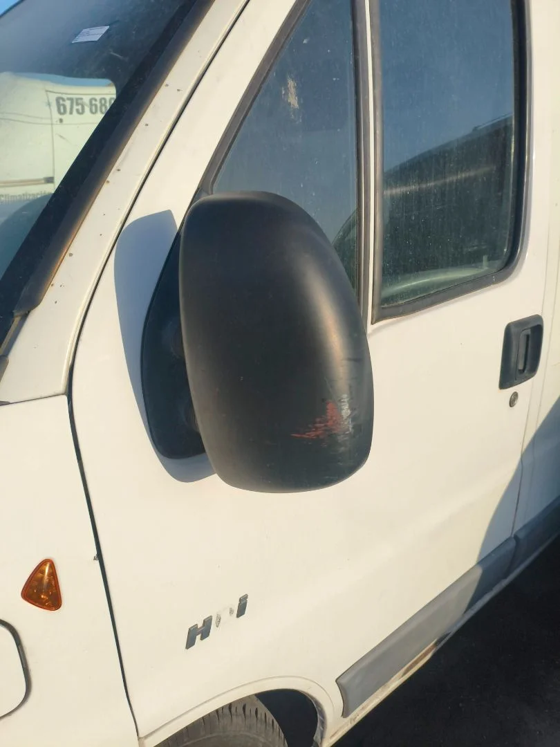 Foto de RETROVISOR IZQUIERDO PEUGEOT BOXER (330/350) FURGÓN GRAN VOLUMEN BAT.3700MM 2.8 HDI (128 CV / 94 KW)