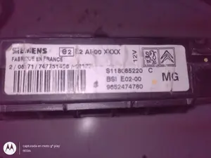 Foto de CAJA RELES / FUSIBLES PEUGEOT 206 referencia S118085220C foto 5