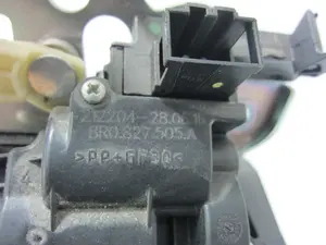 Foto de CERRADURA MALETERO / PORTON AUDI A3 SEDÁN (8VM) 2.0 16V TDI (150 CV / 110 KW) referencia 8R0827505A foto 2