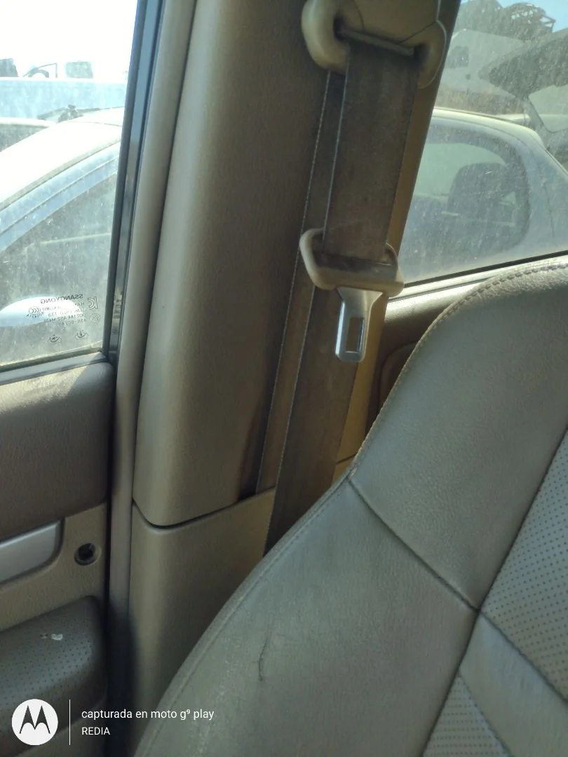 Foto de CINTURON SEGURIDAD DELANTERO DERECHO SSANGYONG RODIUS 2.7 Turbodiesel CAT (163 CV / 120 KW)