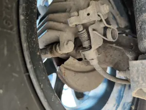 Foto de PINZA DE FRENO TRASERA IZQUIERDA VOLKSWAGEN POLO IV (9N3) 1.9 TDI (101 CV / 74 KW)