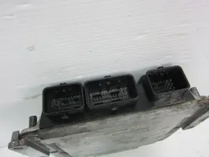 Foto de CENTRALITA MOTOR UCE SEAT AROSA (6H1) 1.0 (50 CV / 37 KW) referencia 0281010594 foto 4
