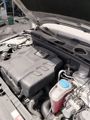 Foto de CENTRALITA MOTOR UCE AUDI A4 BERLINA (8K2) 2.0 16V TDI (143 CV / 105 KW)