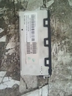 Foto de PANTALLA MULTIFUNCION CITROEN XSARA BERLINA 2.0 HDi CAT (RHY / DW10TD) (90 CV / 66 KW) referencia 9647409677G00 foto 2