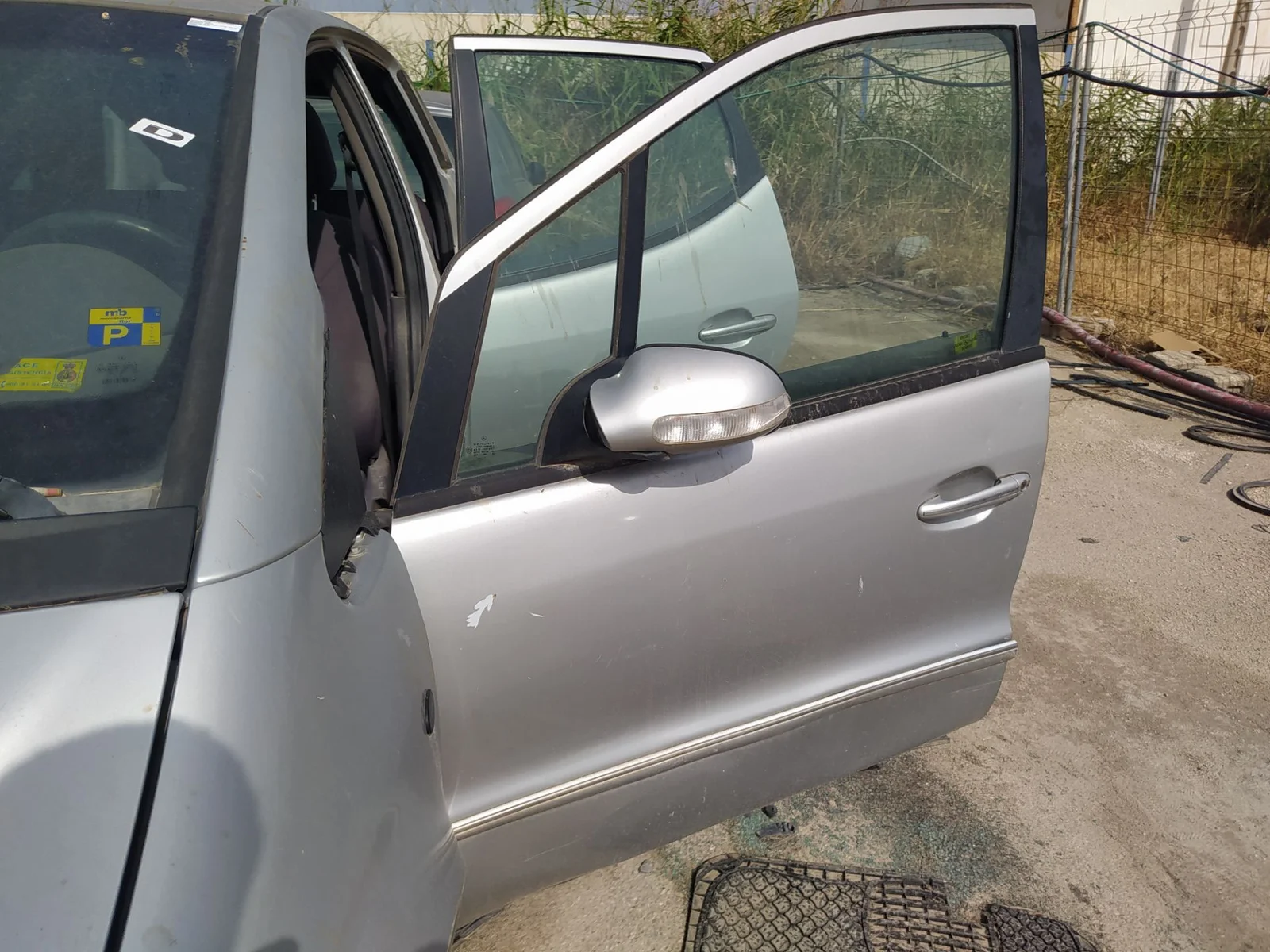 Foto de PUERTA DELANTERA IZQUIERDA MERCEDES-BENZ CLASE A (BM 168) 1.7 CDI Diesel CAT (95 CV / 70 KW) referencia A168720190528