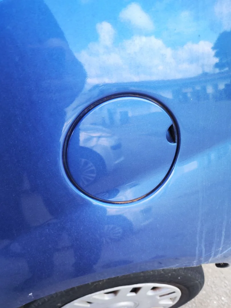 Foto de TAPA EXTERIOR COMBUSTIBLE CITROEN C2 1.1 (60 CV / 44 KW)