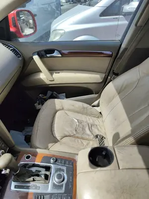 Foto de ELEVALUNAS DELANTERO DERECHO AUDI Q7 (4L) 3.0 V6 24V TDI (233 CV / 171 KW) referencia 4L0837462E