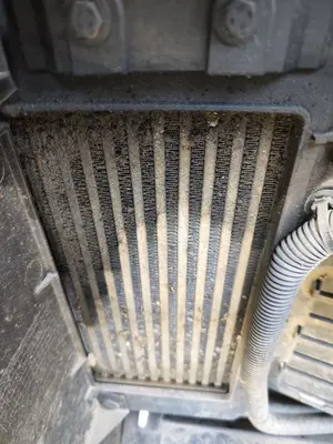 Foto de INTERCOOLER CITROEN GRAND C4 PICASSO 1.6 16V HDi FAP (109 CV / 80 KW)