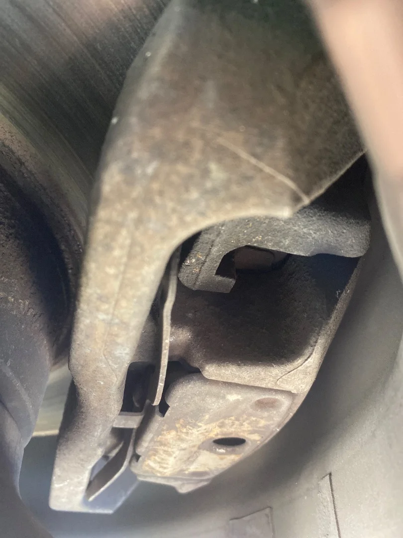 Foto de PINZA DE FRENO DELANTERA IZQUIERDA BMW SERIE 5 BERLINA (E60) 3.0 24V CAT (231 CV / 170 KW) referencia 34116753659