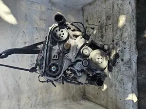 Foto de MOTOR COMPLETO OPEL ASTRA H BERLINA referencia Z19DTH