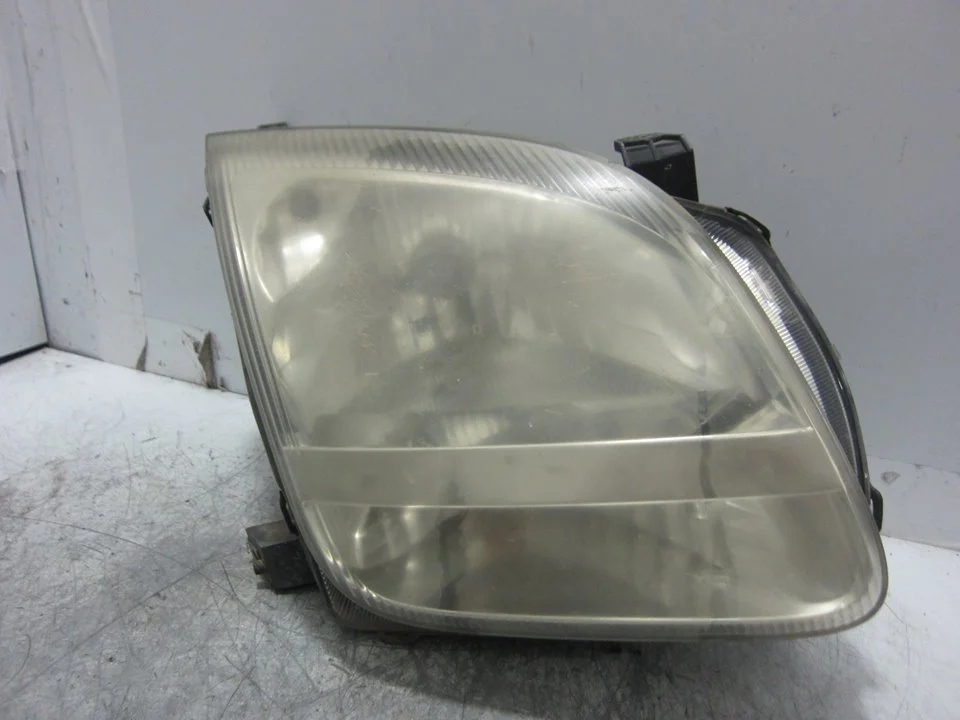 Foto de FARO DERECHO SUZUKI IGNIS RM (MH) 1.3 DDiS Diesel CAT (69 CV / 51 KW) referencia 86448645