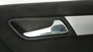 Foto de MANETA INTERIOR TRASERA DERECHA MERCEDES-BENZ CLASE A (BM 169) 2.0 CDI CAT (140 CV / 103 KW) referencia A1697601061