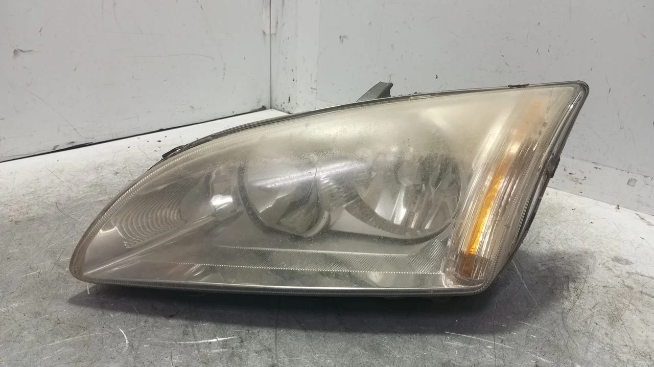 Foto de FARO IZQUIERDO FORD FOCUS SPORTBREAK (CAP) 1.6 TDCi CAT (90 CV / 66 KW) referencia 4M5H3K060BA
