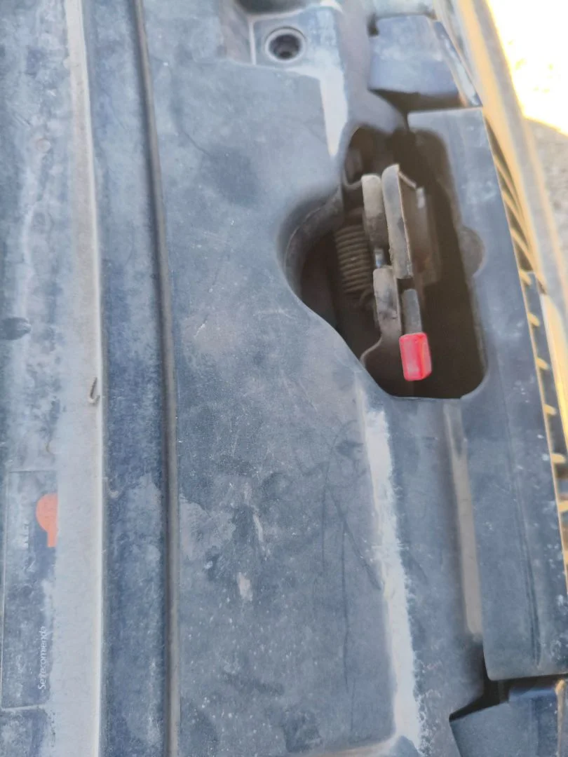 Foto de CERRADURA CAPO SEAT CORDOBA BERLINA (6K2) 1.9 TDI (90 CV / 66 KW) referencia 6K0823503D