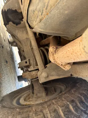 Foto de BRAZO SUSPENSION TRASERO IZQUIERDO MITSUBISHI GALLOPER (HYUNDAI)(02.1998) 2.5 Turbodiesel (105 CV / 77 KW)