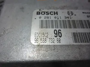 Foto de CENTRALITA MOTOR UCE PEUGEOT 307 (S1)(04.2001) 2.0 HDi CAT (90 CV / 66 KW) referencia 9653873280 foto 4