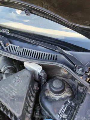 Foto de MOTOR LIMPIA DELANTERO VOLKSWAGEN POLO IV (9N3) 1.9 TDI (101 CV / 74 KW)