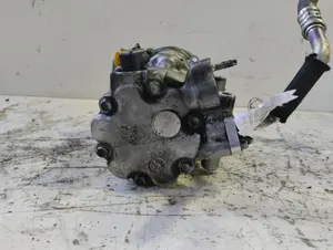 Foto de COMPRESOR AIRE ACONDICIONADO PEUGEOT 206 + referencia 9659875780 foto 3