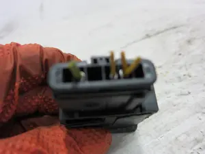 Foto de INTERRUPTOR PEUGEOT 206 + 1.1 (60 CV / 44 KW) referencia 19256991 foto 2