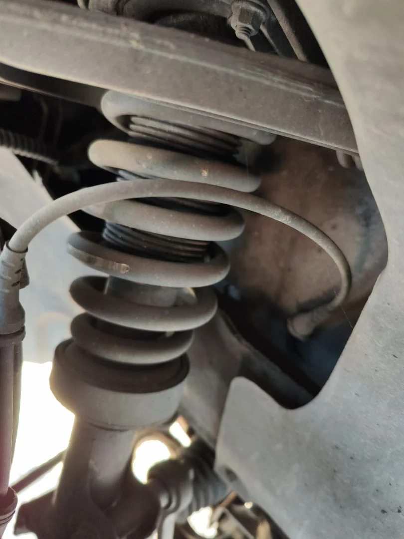 Foto de AMORTIGUADOR DELANTERO DERECHO VOLKSWAGEN TOUAREG (7L6) 4.2 V8 32V FSI (350 CV / 257 KW)