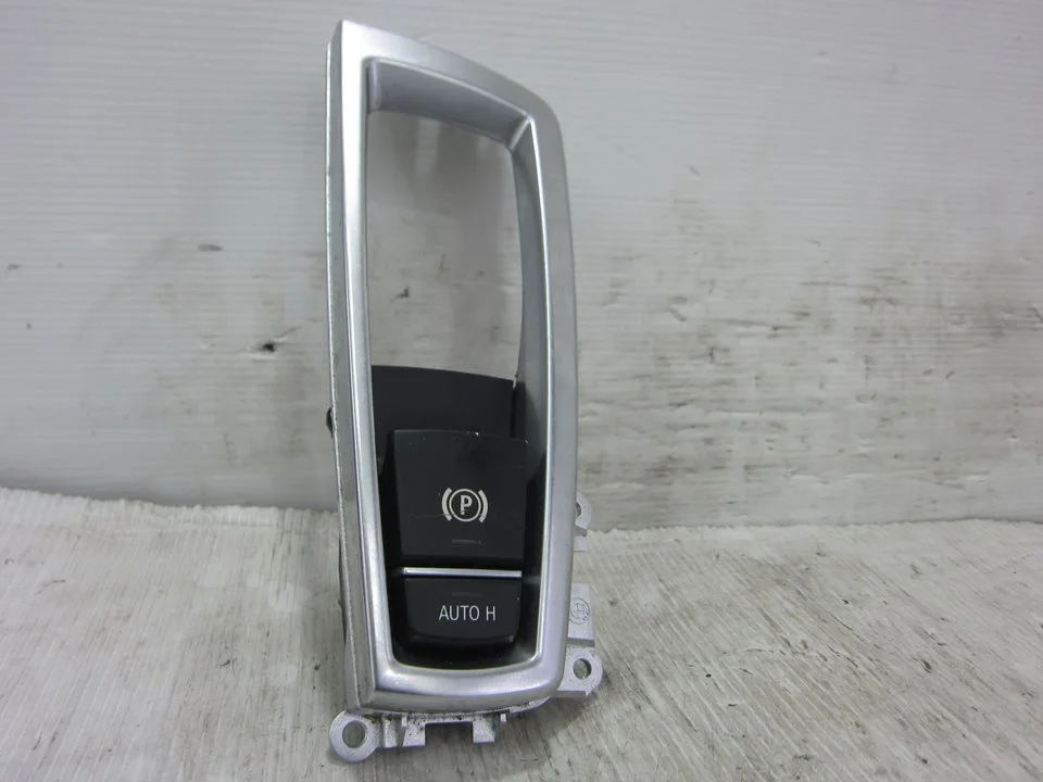 Foto de PALANCA FRENO BMW SERIE 5 GRAN TURISMO (F07) 3.0 24V Turbo (306 CV / 225 KW) referencia 10041037