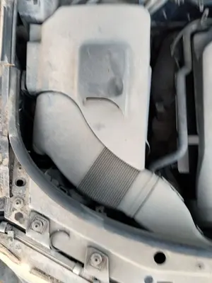 Foto de CAJA FILTRO AIRE AUDI A6 BERLINA (4B2) 1.8 20V Turbo (150 CV / 110 KW)