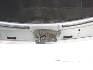 Foto de CAPO VOLKSWAGEN PASSAT BERLINA (3C2) 2.0 TDI (140 CV / 103 KW) referencia 3C0823155 foto 8