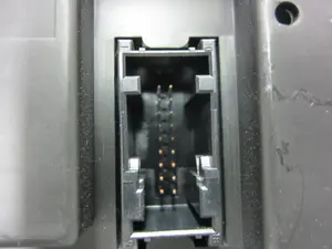Foto de CUADRO INSTRUMENTOS BMW SERIE 1 BERLINA (E81/E87) 1.6 16V CAT (116 CV / 85 KW) referencia 1041568 foto 3