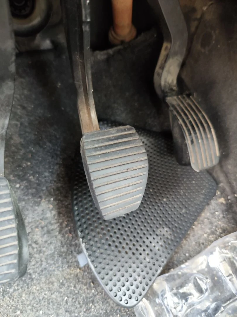 Foto de PEDAL FRENO CITROEN C3 1.4 (73 CV / 54 KW)