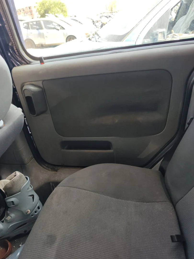 Foto de GUARNECIDO PUERTA TRASERA DERECHA OPEL COMBO (CORSA C) 1.3 16V CDTI CAT (Z 13 DT / LN9) (69 CV / 51 KW) referencia 13222746