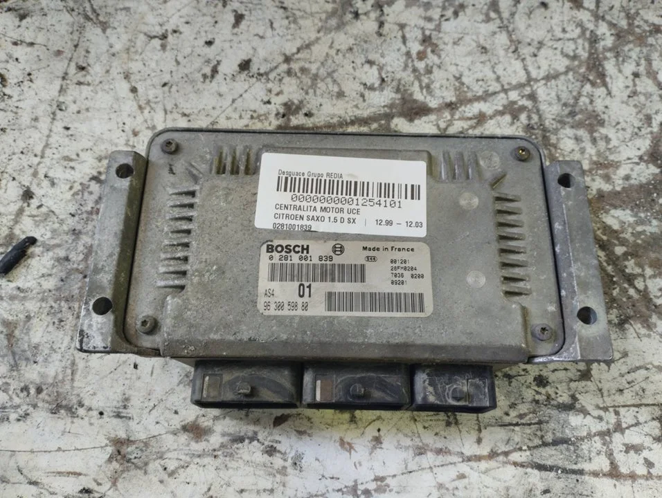 Foto de CENTRALITA MOTOR UCE CITROEN SAXO 1.5 Diesel (57 CV / 42 KW) referencia 0281001839