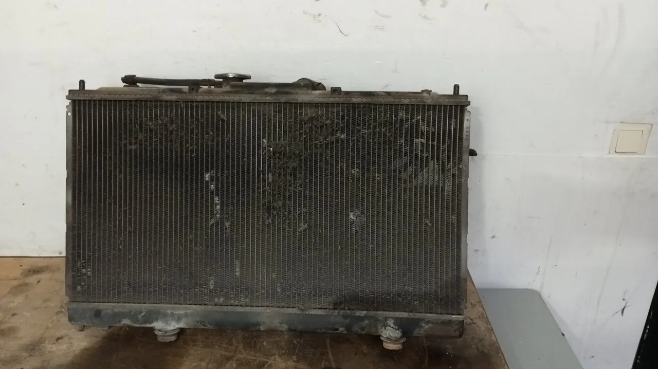 Foto de RADIADOR AGUA MITSUBISHI GALANT BERLINA (E50) 2.5 V6 CAT (170 CV / 125 KW) referencia MR281661