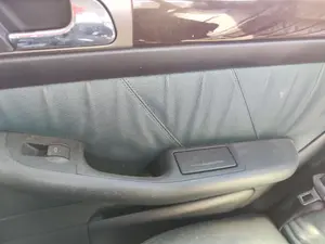 Foto de GUARNECIDO PUERTA TRASERA DERECHA AUDI A6 BERLINA (4B2) 2.5 V6 24V TDI (150 CV / 110 KW)