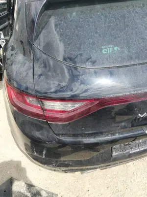 Foto de PILOTO TRASERO IZQUIERDO RENAULT MEGANE IV BERLINA 5P