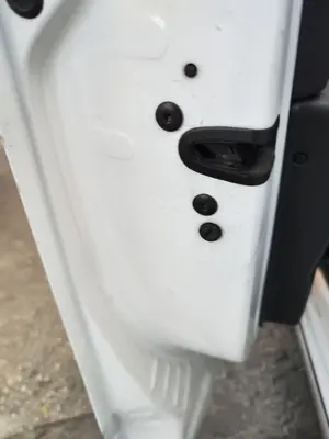 Foto de CERRADURA PUERTA DELANTERA IZQUIERDA PEUGEOT 3008 1.6 Blue-HDI FAP (120 CV / 88 KW)