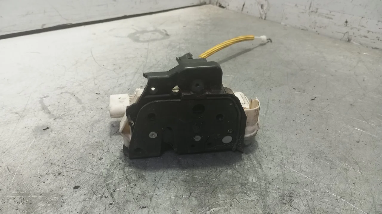 Foto de CERRADURA PUERTA DELANTERA IZQUIERDA AUDI A3 SPORTBACK (8PA) 2.0 TDI (140 CV / 103 KW) referencia 4F1837015