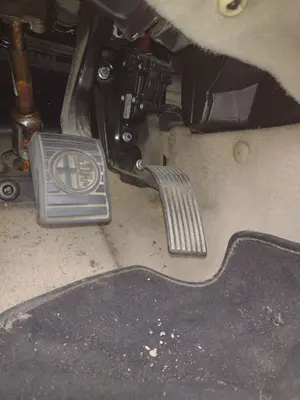 Foto de POTENCIOMETRO PEDAL ALFA ROMEO 159 (140) 1.9 JTD (M) 16V CAT (150 CV / 110 KW)