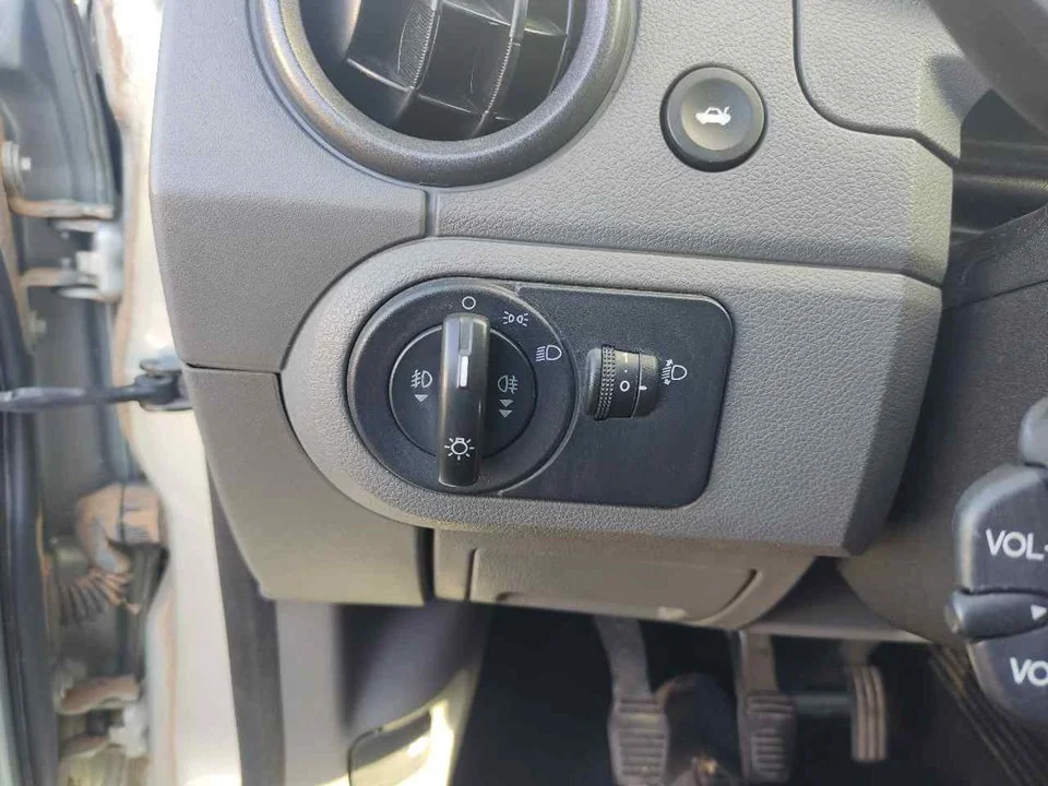 Foto de MANDO LUCES FORD FUSION (CBK) 1.4 TDCi CAT (68 CV / 50 KW) referencia 2S6T13A024